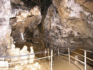 Большая Азишская пещера - Богатырский зал